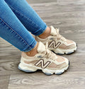 Tenis New Balance Beige Mujer